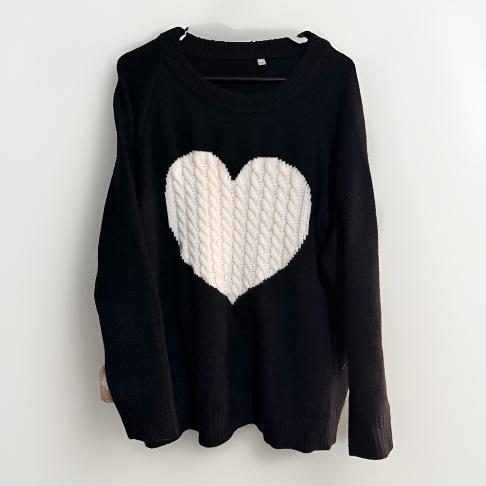 Unbranded Black Knit Crewneck Sweater 2X White Cable‎ Knit Heart Patch Plus Size